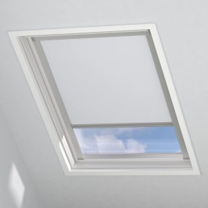 Skylight Mick Blackout White image of Stores fenêtre de toit made of 75% polyester