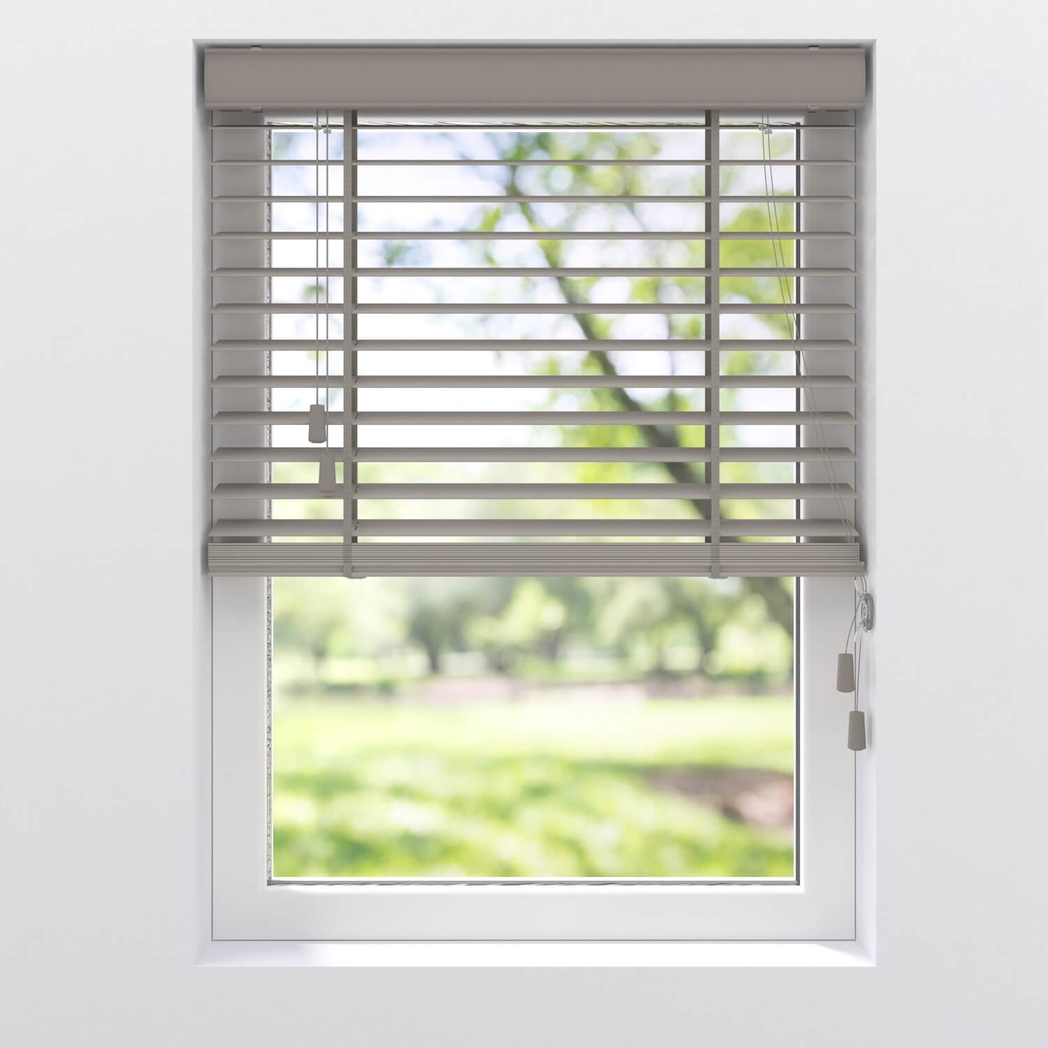 Store Vénitien Bambou Gris image of Stores Vénitiens made of Material slats: Bamboo • Material head rail: Steel • Material bottom bar: Bamboo • Moisture resistant: slightly moisture resistant • Can be shortened: Is not adviseable